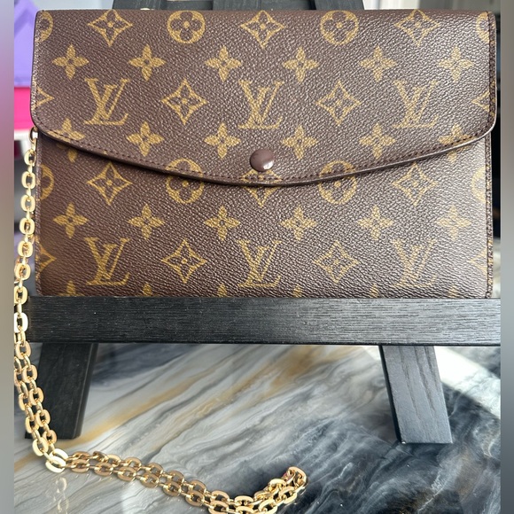 Louis Vuitton Double Rabat Pochette - Picture 3 of 11
